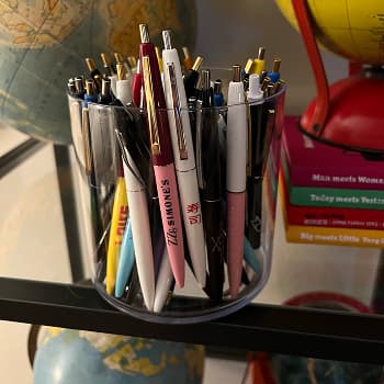 Pen cup with globes